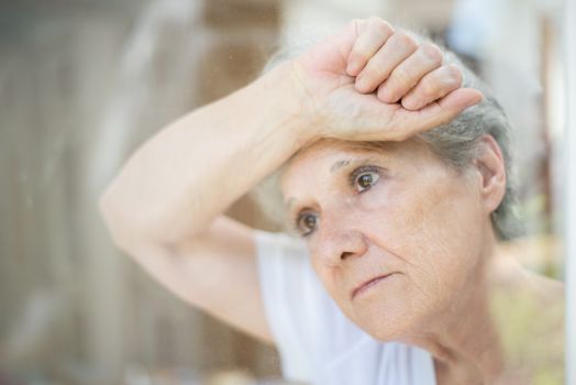 Jet Lag's Toll on Senior Mental Health: Effective Coping Strategies